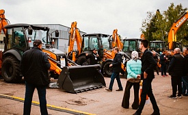 CNH Industrial провела масштабный фестиваль и тест-драйв дорожно-строительной техники CASE и IVECO в Подмосковье